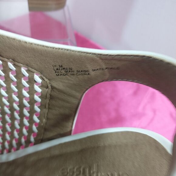 Charlotte Russe Womens SZ 11M White Peep Toe 3.5" Lauren Ankle Booties. - Picture 2 of 10